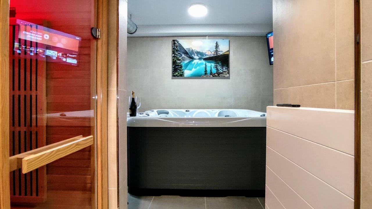 Grand Spa Harrachov: Luxury Wellness Apartment with Jacuzzi & Sauna Exterior photo
